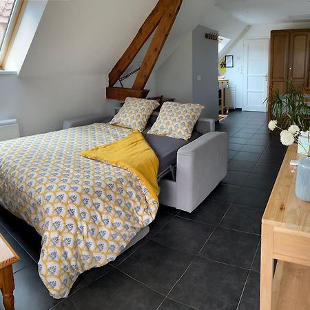 Sur La Route Des Monts Leilighet Bailleul  Eksteriør bilde